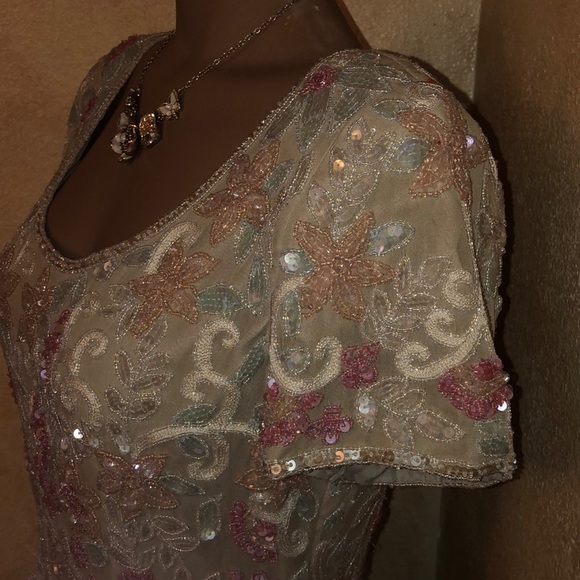 Easter Dream Vtg Adrianna Papell Silk beaded top - Picture 5 of 10